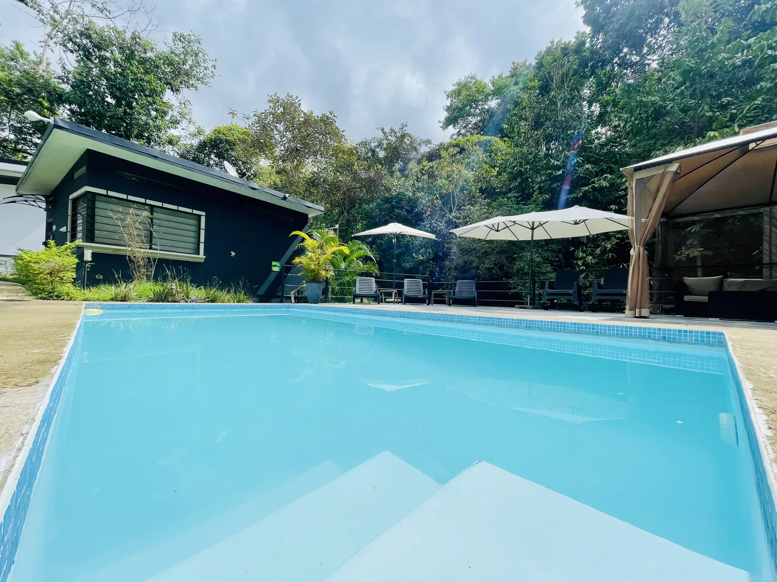 Casa Paraíso Natural junto a la piscina